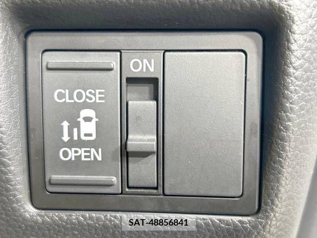 Honda N BOX CUSTOM 2020-09 330981-3