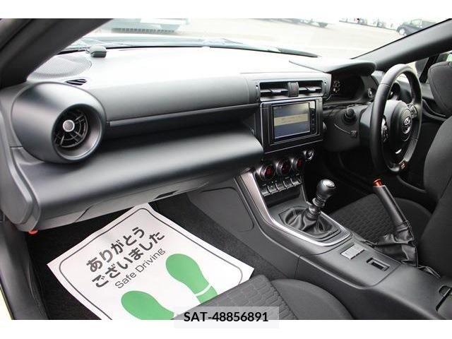 Toyota 86 2021-11 270793-15