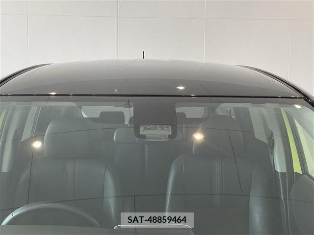 Toyota SIENTA 2019-02 298375-8