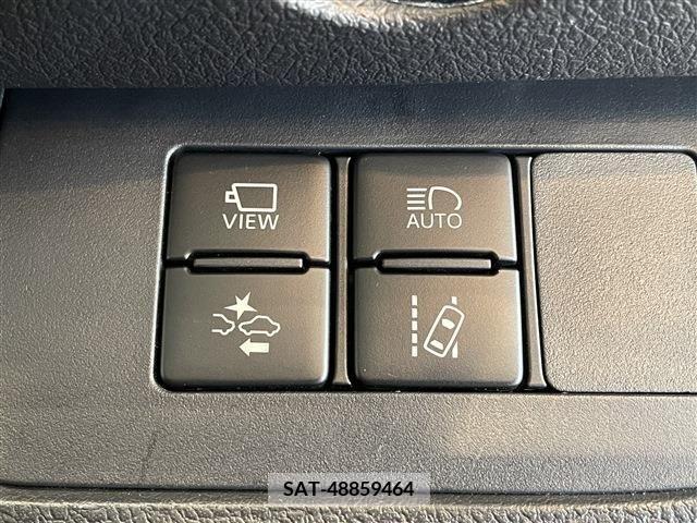 Toyota SIENTA 2019-02 298375-9