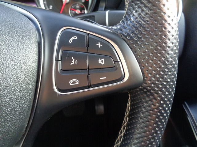 Mercedes Benz GLA-CLASS 2018-10 18552-23