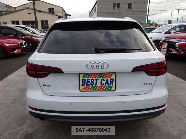 Audi A4 2018-08 217301-6
