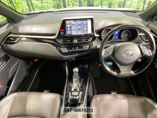 Toyota C-HR 2018-02 264146-1