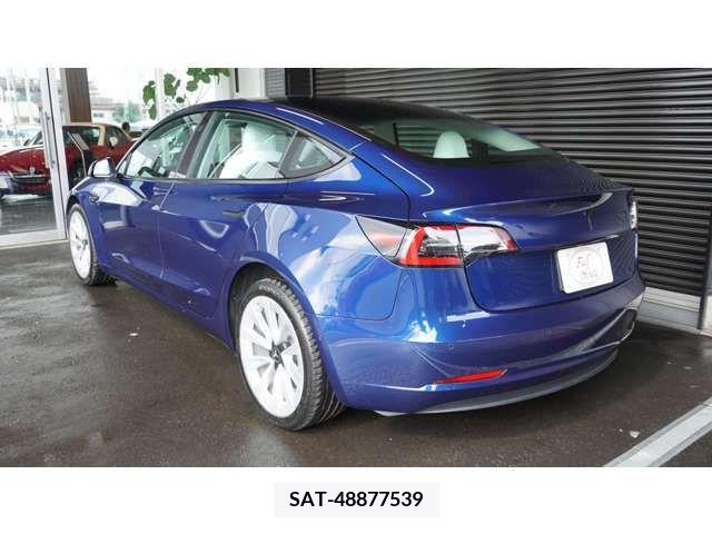 Tesla MODEL 3 2021-09 394656-4