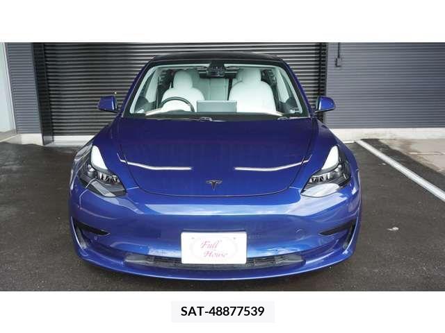 Tesla MODEL 3 2021-09 394656-9
