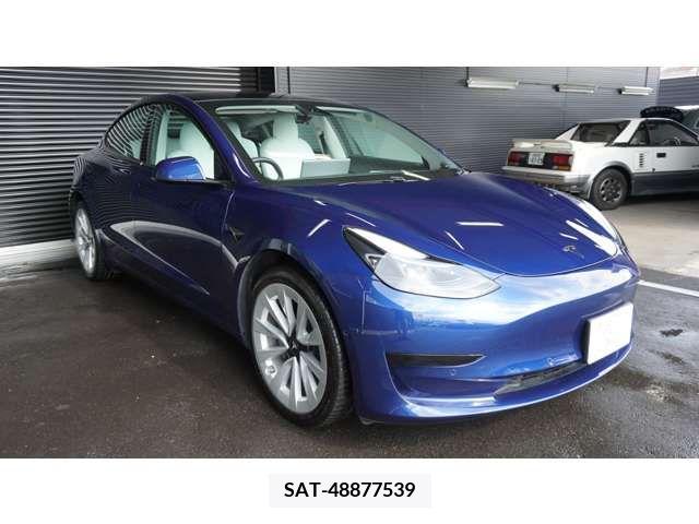 Tesla MODEL 3 2021-09 394656-8