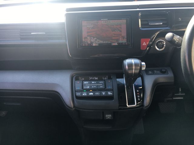 Honda e 2015-07 24913-6