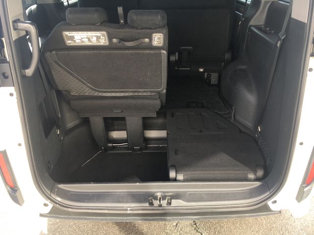 Honda e 2015-07 24913-15