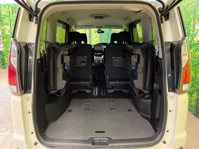 Nissan SERENA 2018-03 181670-12