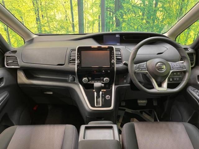 Nissan SERENA 2018-03 181670-1