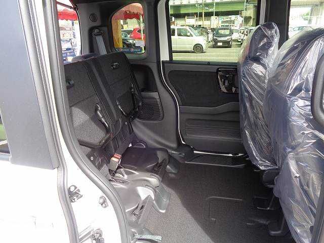 Honda N BOX CUSTOM 2022-10 23305-16