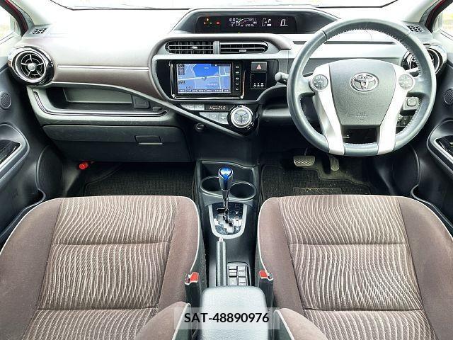 Toyota AQUA 2015-11 291823-1