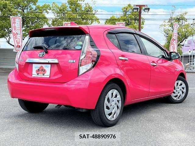 Toyota AQUA 2015-11 291823-2