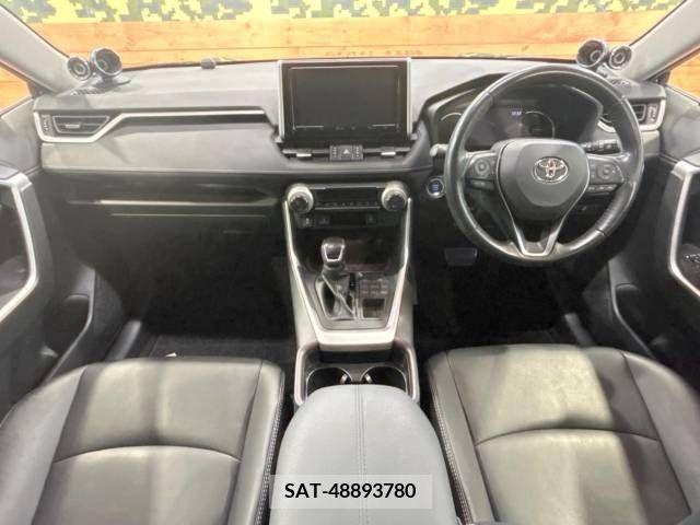 Toyota RAV4 2019-07 366946-1