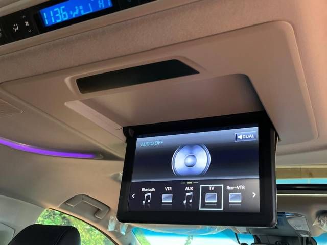 Toyota ALPHARD HYBRID 2018-02 185639-6