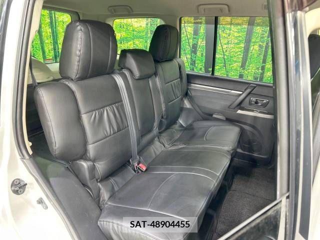 Mitsubishi PAJERO 2014-01 230132-9