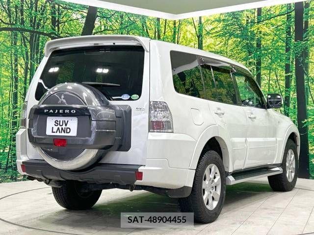 Mitsubishi PAJERO 2014-01 230132-17