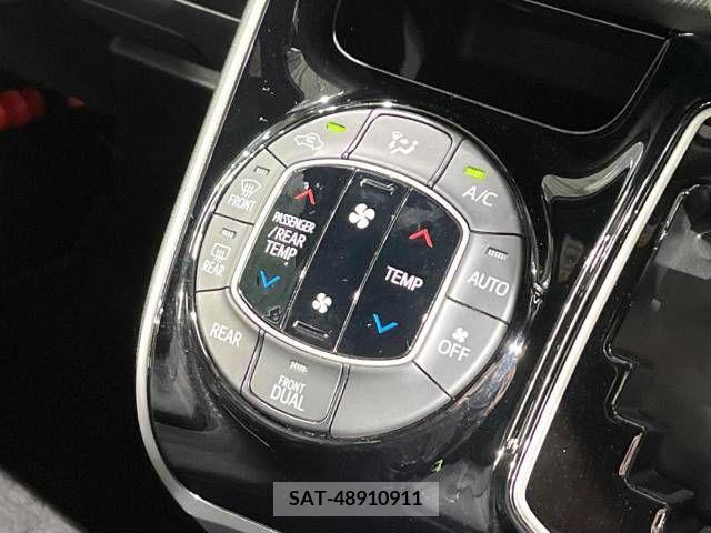 Toyota VOXY 2017-12 237371-7
