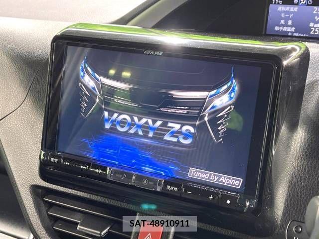 Toyota VOXY 2017-12 237371-4