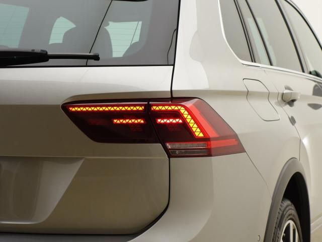 VolksWagen TIGUAN 2020-12 8880-15