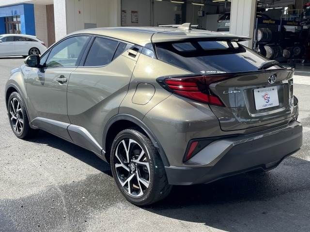 Toyota C-HR 2019-10 182696-16