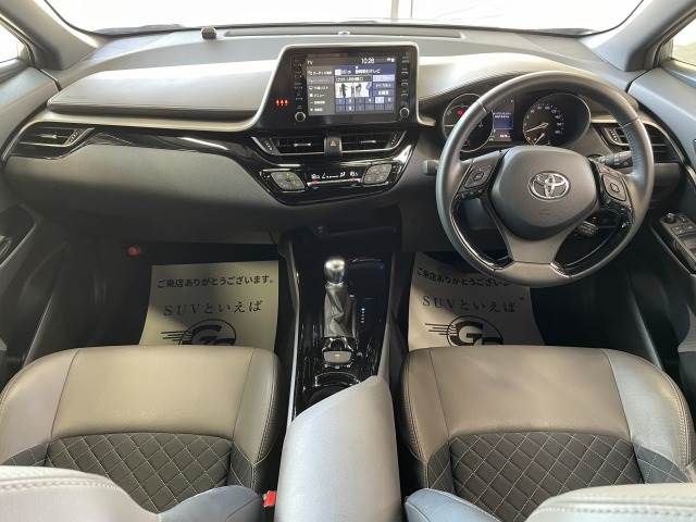 Toyota C-HR 2019-10 182696-1