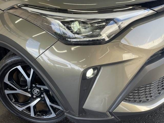 Toyota C-HR 2019-10 182696-18