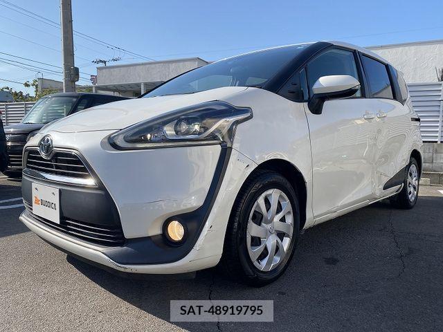 Toyota SIENTA 2017-06 286122-3