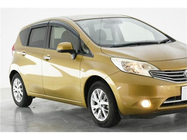 Nissan NOTE 2014-03 7614-4