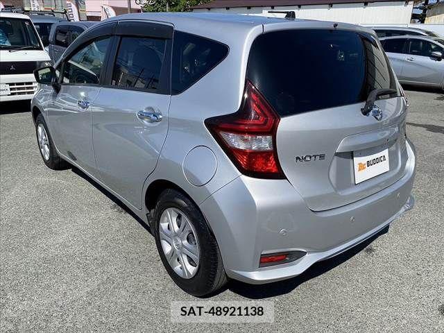 Nissan NOTE 2018-10 379625-14