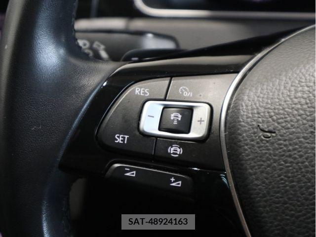 VolksWagen GOLF 2019-09 331452-20