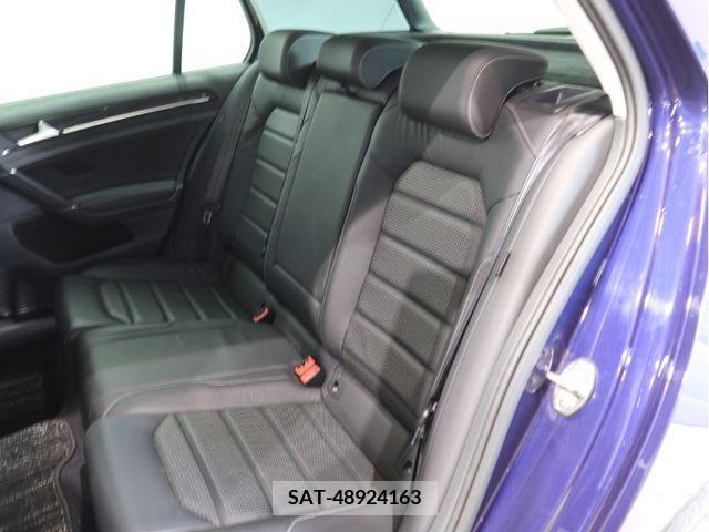 VolksWagen GOLF 2019-09 331452-18