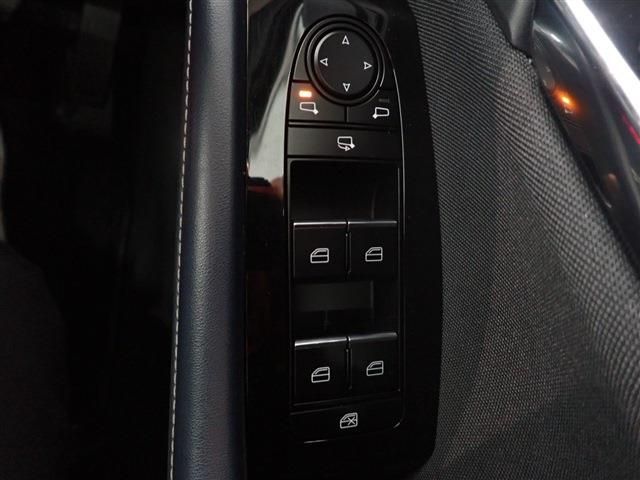Mazda CX-30 2020-12 190147-28