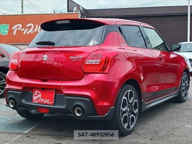 Suzuki SWIFT 2021-12 330849-19