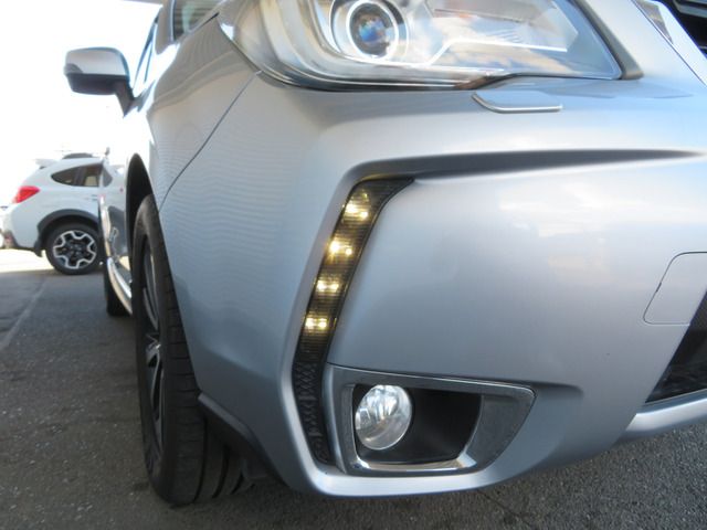 Subaru FORESTER 2016-10 186774-17