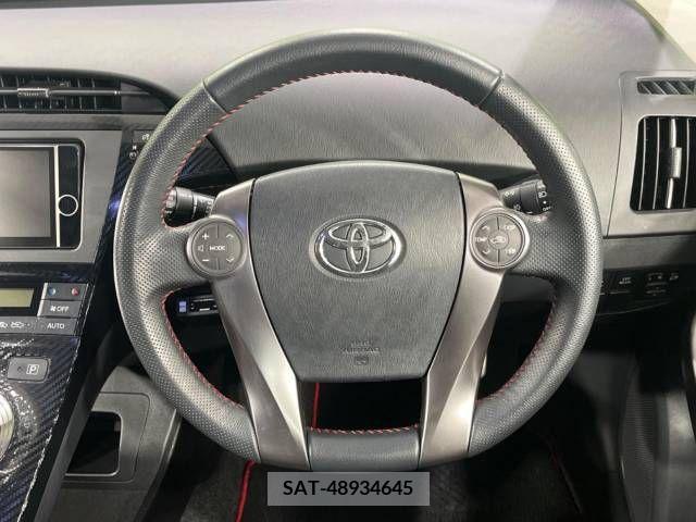 Toyota PRIUS 2014-03 213123-11