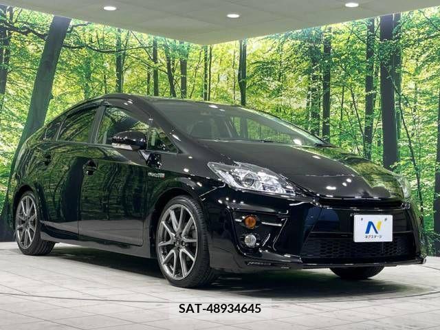 Toyota PRIUS 2014-03 213123-16