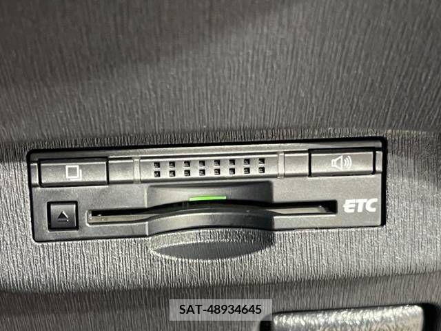 Toyota PRIUS 2014-03 213123-4