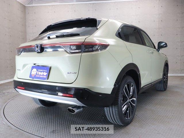 Honda VEZEL 2022-03 288352-1