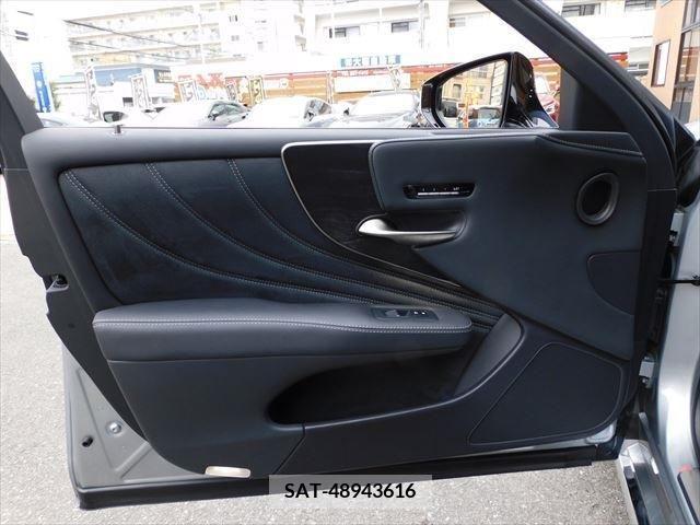 Lexus LS 2020-11 208626-17