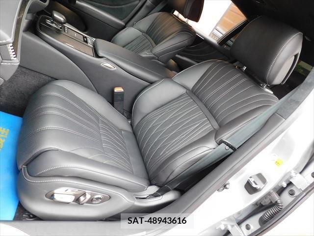 Lexus LS 2020-11 208626-13