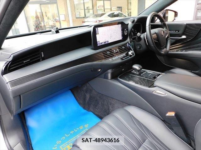 Lexus LS 2020-11 208626-11