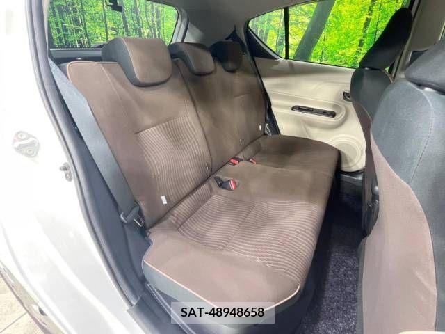 Toyota AQUA 2014-06 395658-9