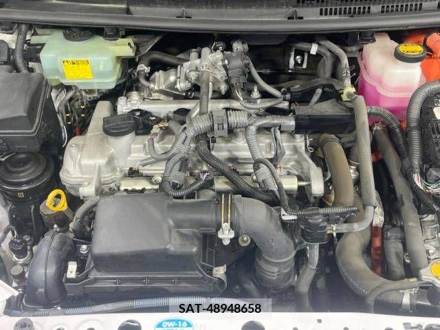 Toyota AQUA 2014-06 395658-18
