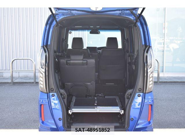 Honda N BOX CUSTOM 2019-05 279296-18