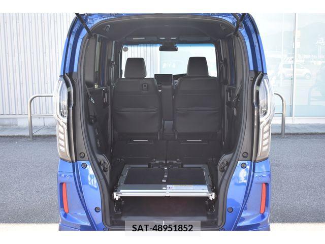 Honda N BOX CUSTOM 2019-05 279296-19