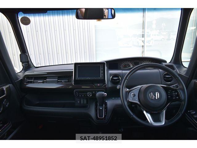 Honda N BOX CUSTOM 2019-05 279296-2