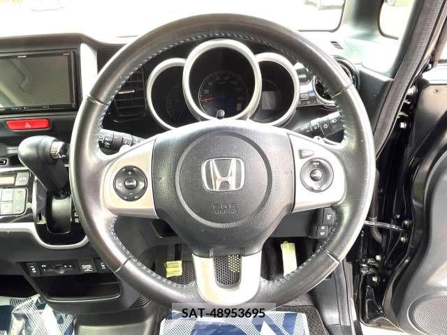 Honda N BOX CUSTOM 2017-09 306825-11