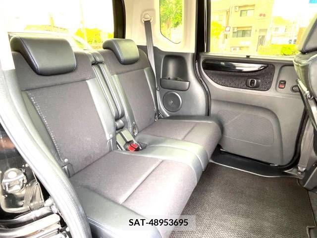 Honda N BOX CUSTOM 2017-09 306825-9
