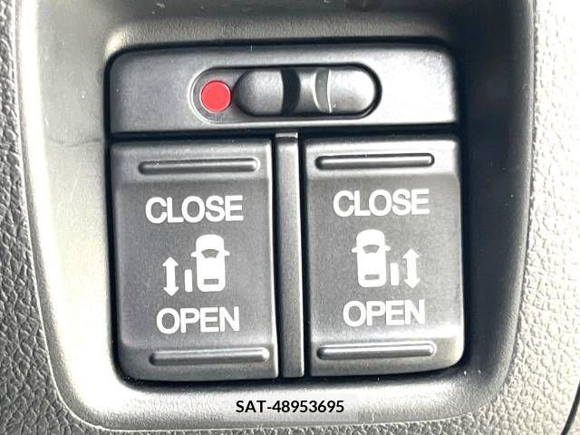 Honda N BOX CUSTOM 2017-09 306825-4
